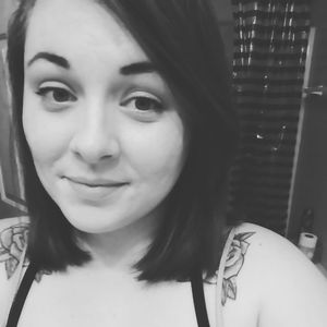 Meet your Posher, Harmony